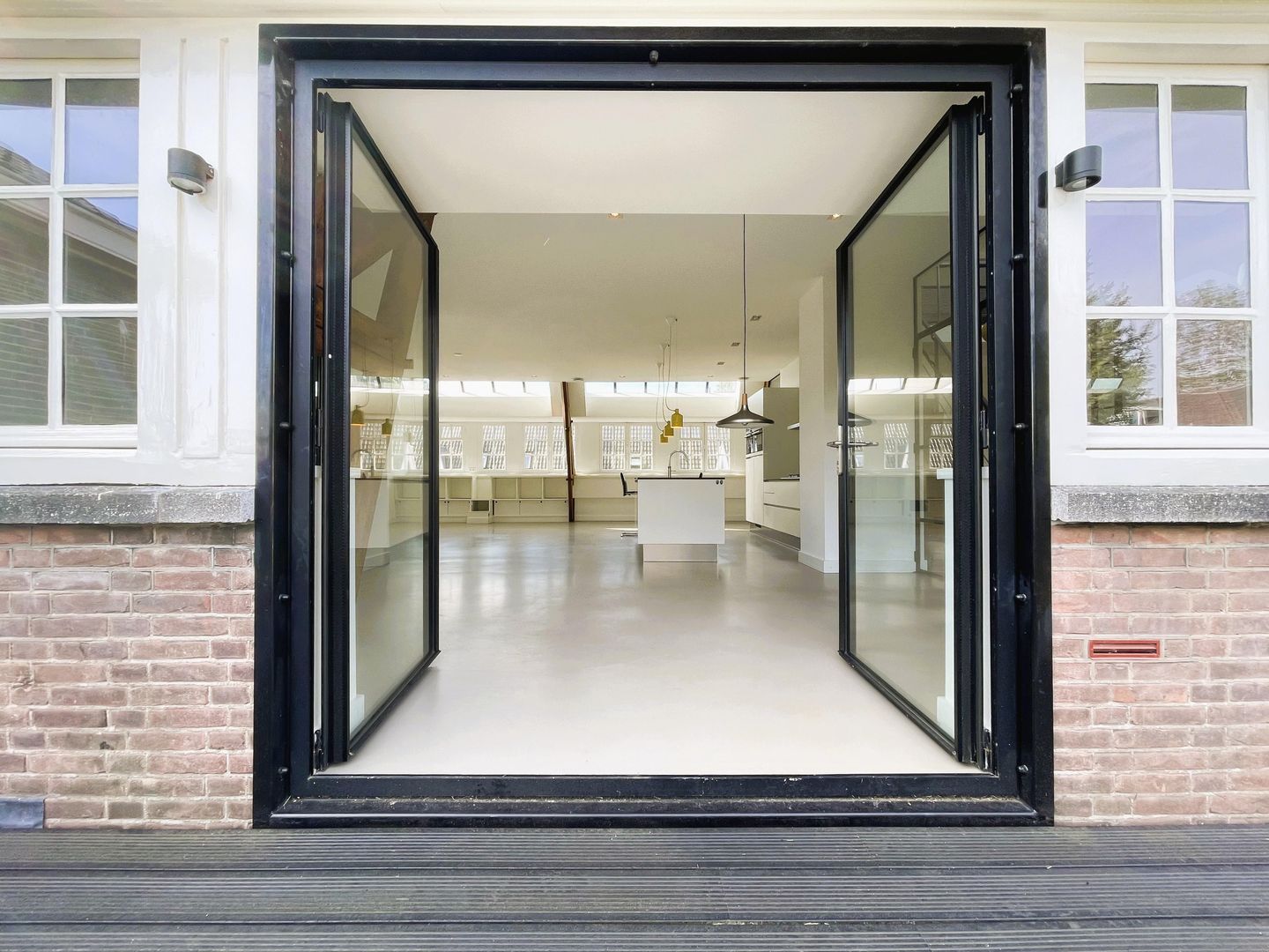 Photo 14 of Floris Versterstraat 10-F
