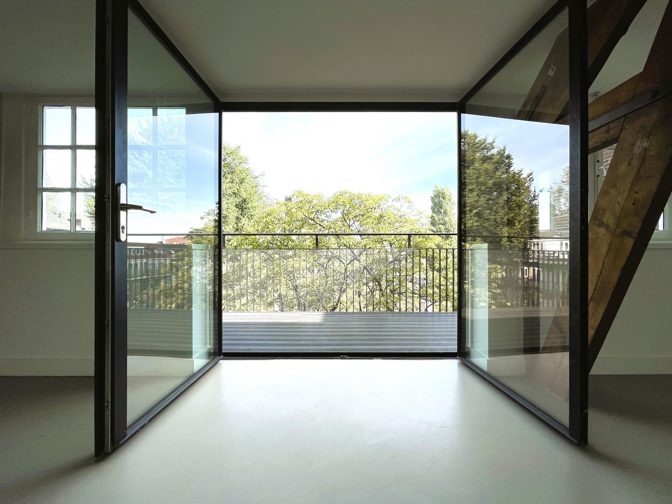 Photo 12 of Floris Versterstraat 10-F