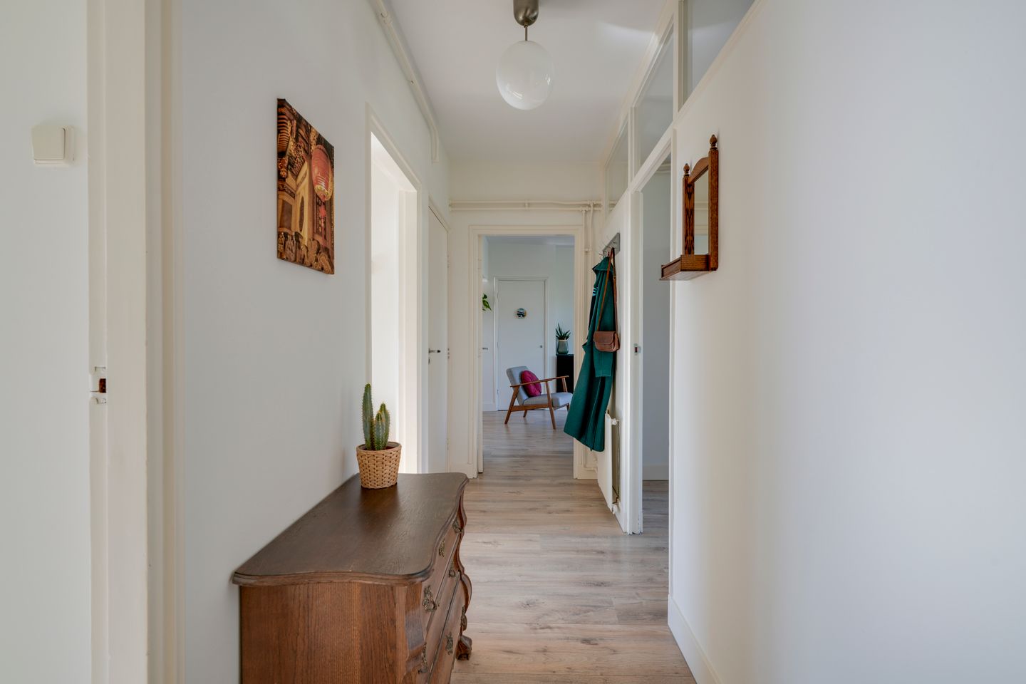 Photo 10 of Detmoldstraat 88-1