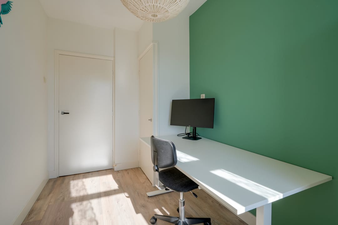 Photo 28 of Detmoldstraat 88-1