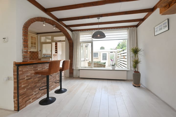 Photo 7 of Burgemeester Scholtenstraat 6