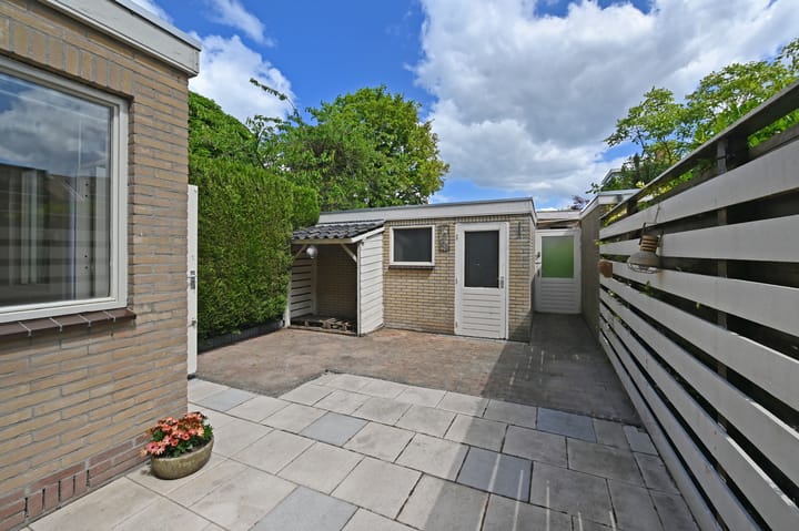 Photo 13 of Burgemeester Scholtenstraat 6