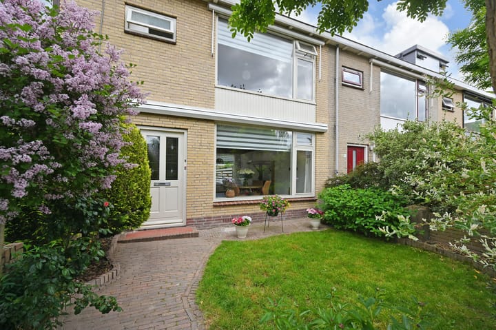 Photo 32 of Burgemeester Scholtenstraat 6