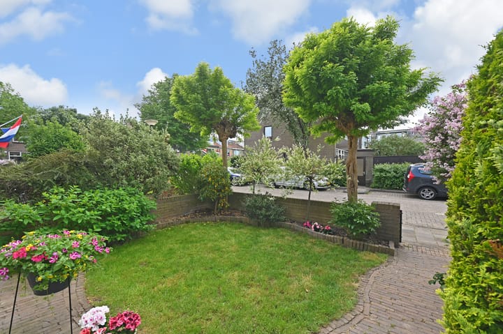 Photo 33 of Burgemeester Scholtenstraat 6