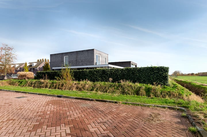 Photo 18 of Engels Dorp 30