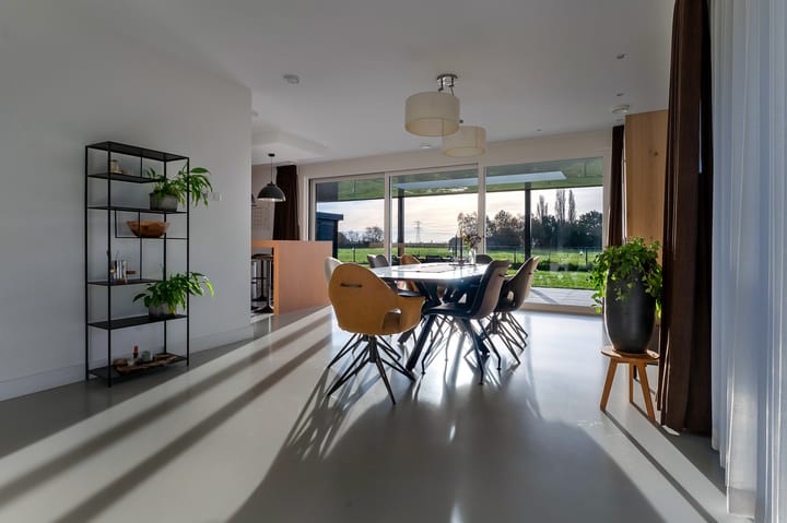 Photo 42 of Engels Dorp 30