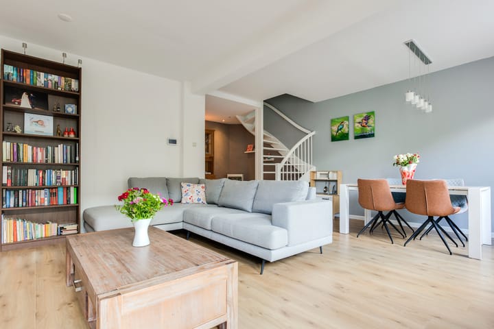 Photo 2 of Ds. van Couwenhovelaan 125