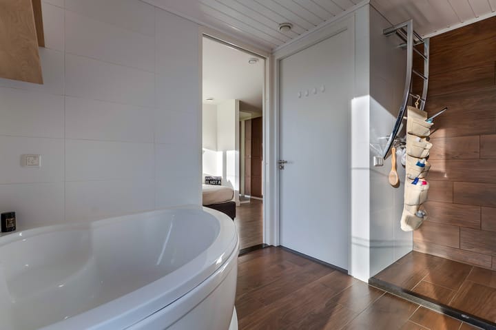 Photo 78 of Engels Dorp 30