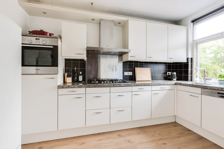 Photo 3 of Ds. van Couwenhovelaan 125