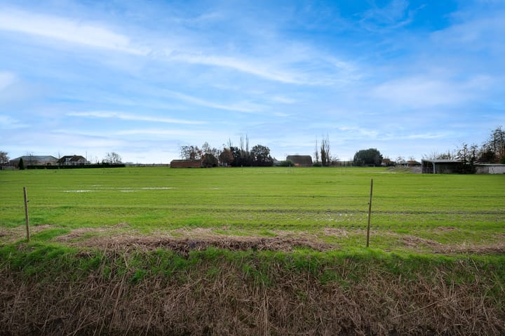 Photo 118 of Engels Dorp 30