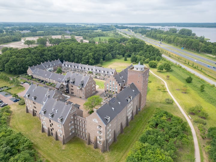 Photo 43 of Groot Horloo 30