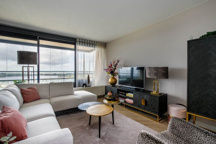 Foto 3 van Corsicalaan 195