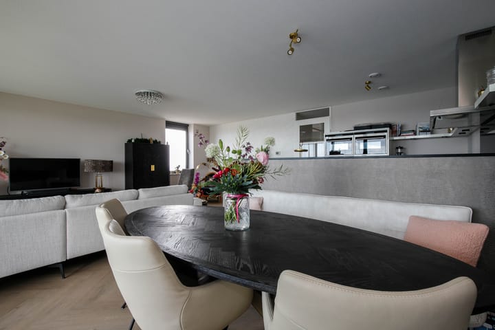 Foto 17 van Corsicalaan 195