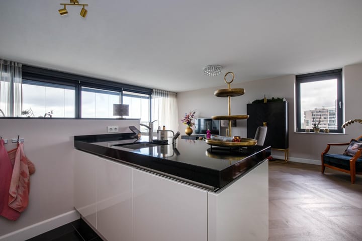 Foto 19 van Corsicalaan 195