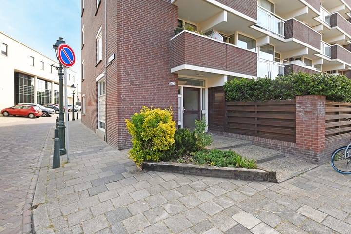 Foto 3 van 2e Messstraat 66