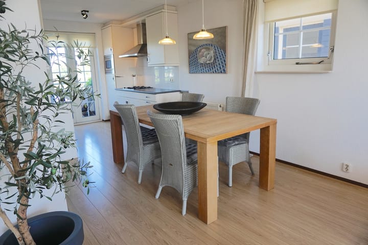 Foto 11 van Middelweg 107