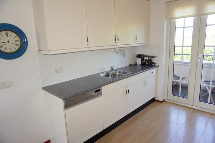 Foto 15 van Middelweg 107