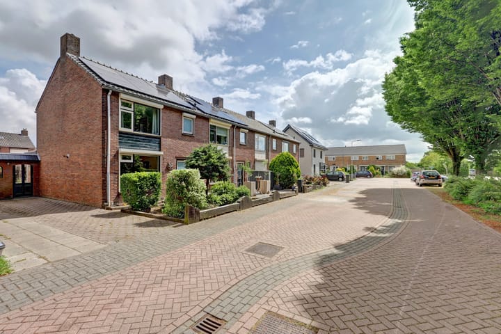 Photo 40 of Biezenkampstraat 10