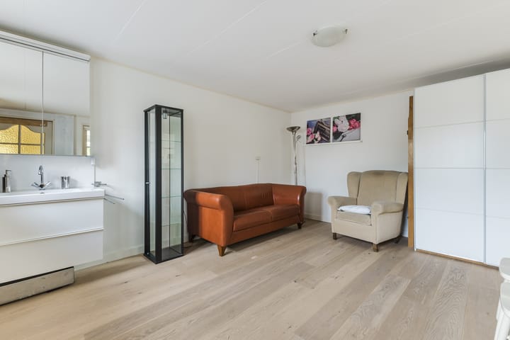 Foto 25 van Middenweg 478-C