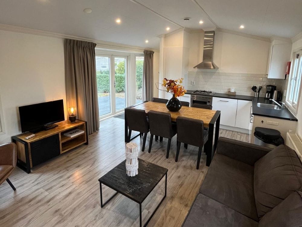 Foto 2 van Rijksstraatweg 186-395