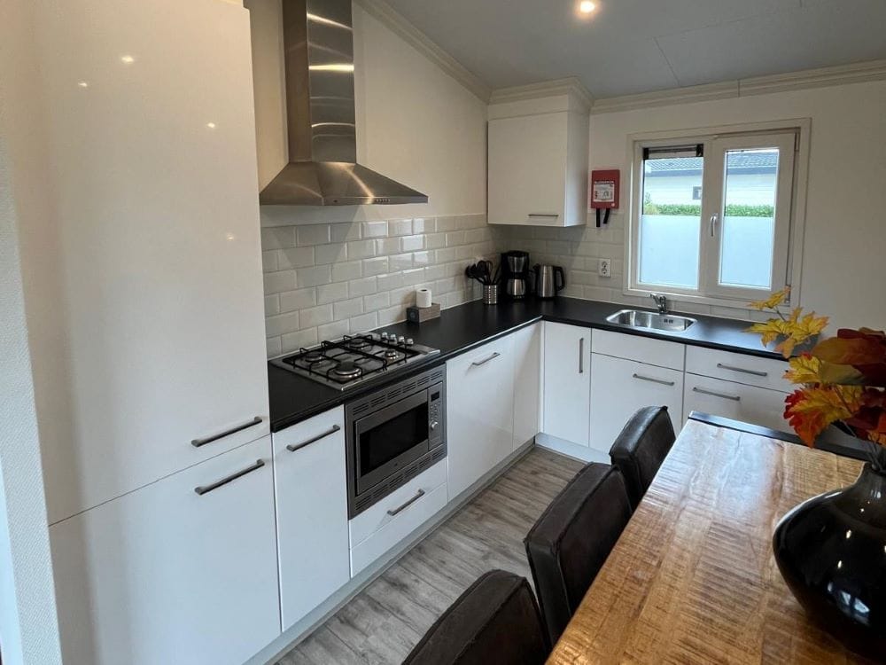 Foto 6 van Rijksstraatweg 186-395