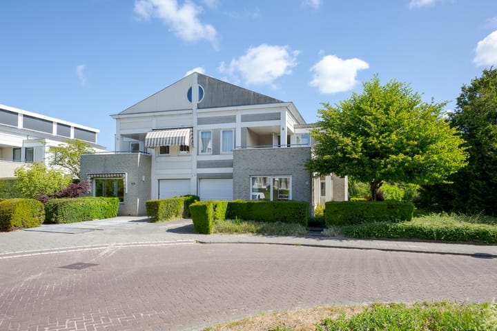 Photo 7 of Cor van Osnabruggelaan 44