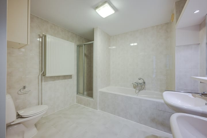 Photo 30 of Cor van Osnabruggelaan 44