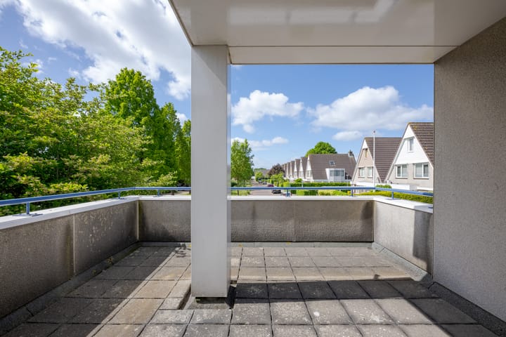 Photo 35 of Cor van Osnabruggelaan 44