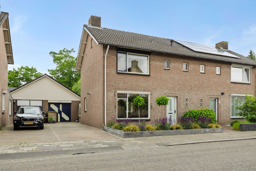 Photo 1 of Frans Halsstraat 25