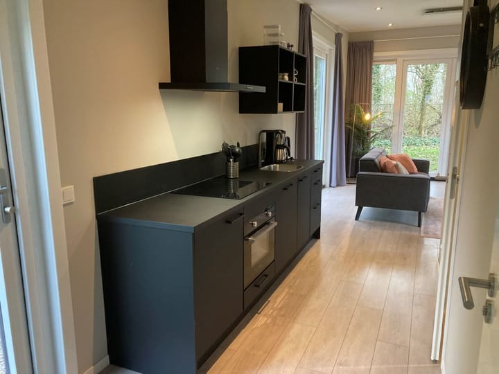 Foto 5 van Veldhuisweg 4-151