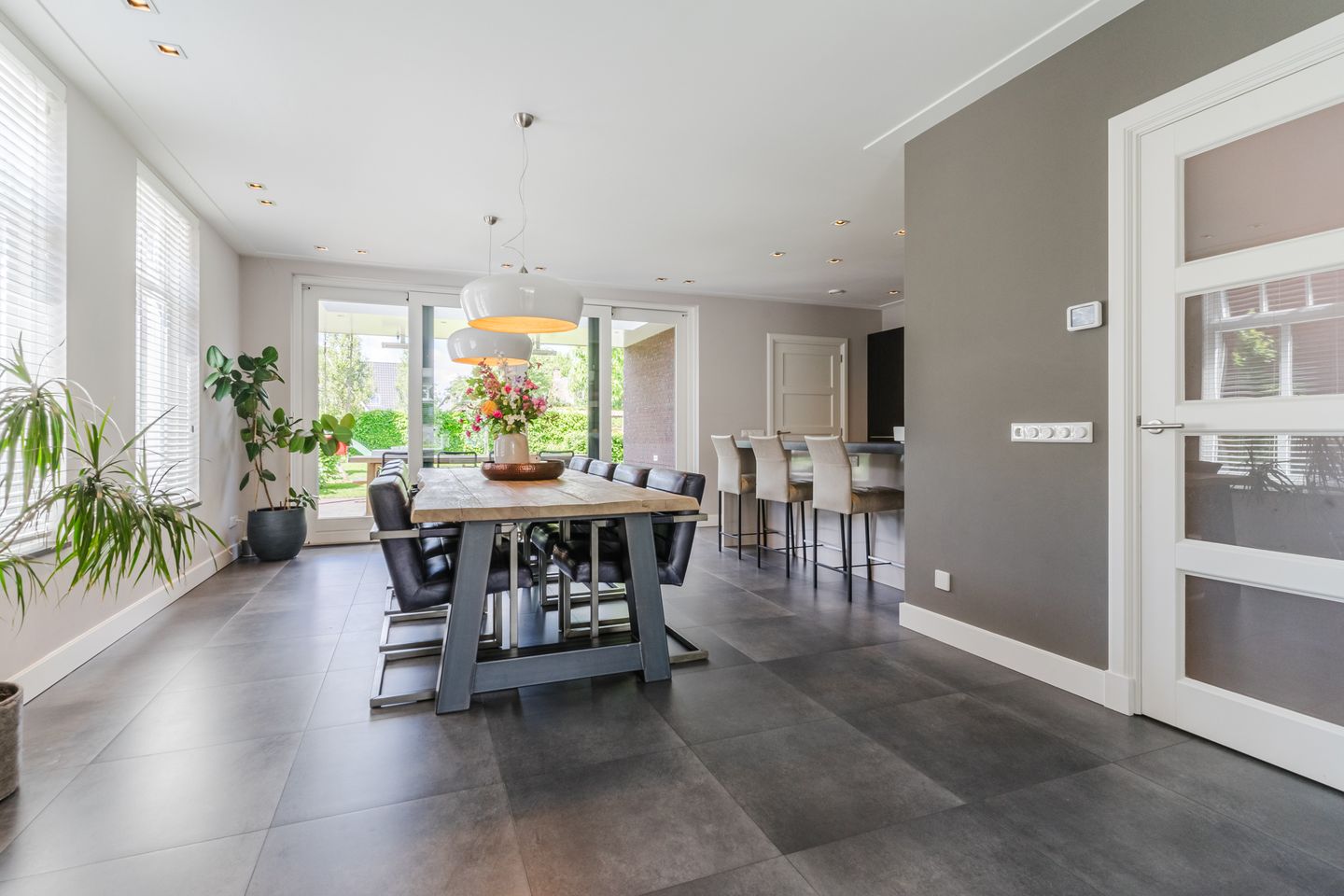 Foto 14 van Fliere 33