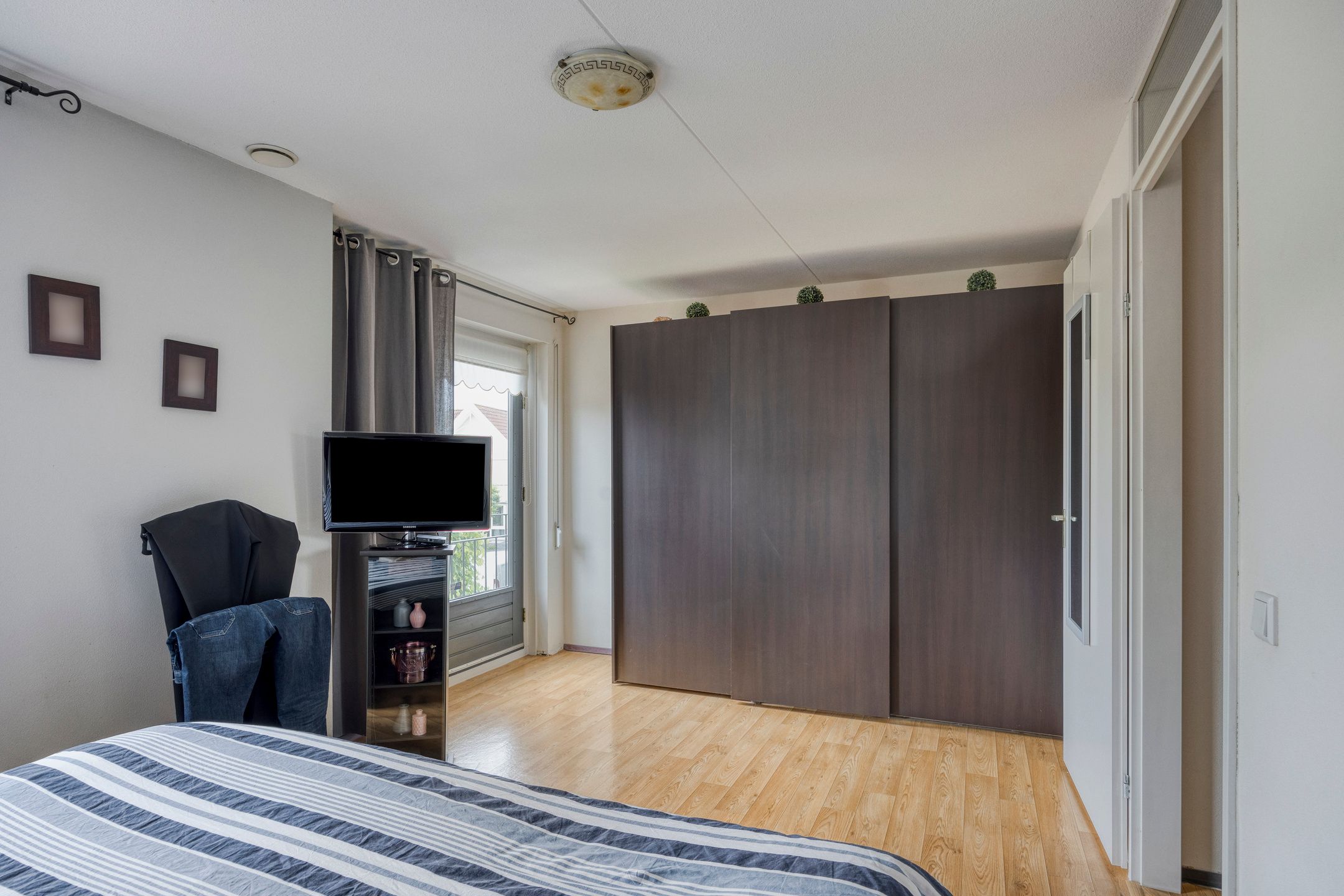 Foto 24 van Binnenkamer 44