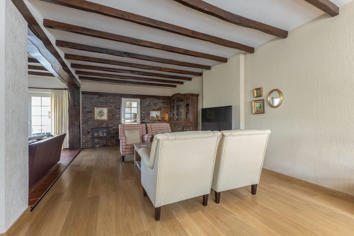 Foto 11 van Limburgstraat 8