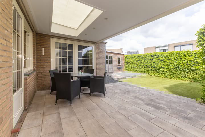 Foto 21 van Limburgstraat 8