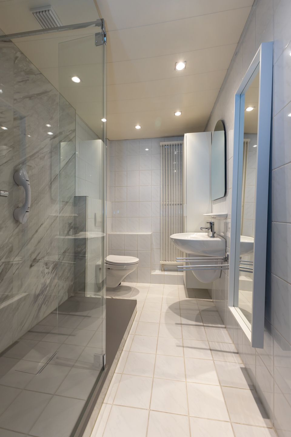 Foto 26 van Limburgstraat 8