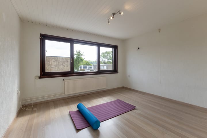 Foto 32 van Limburgstraat 8