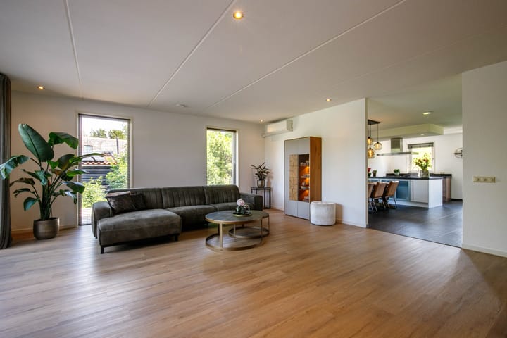 Foto 12 van Lekdijk west 80