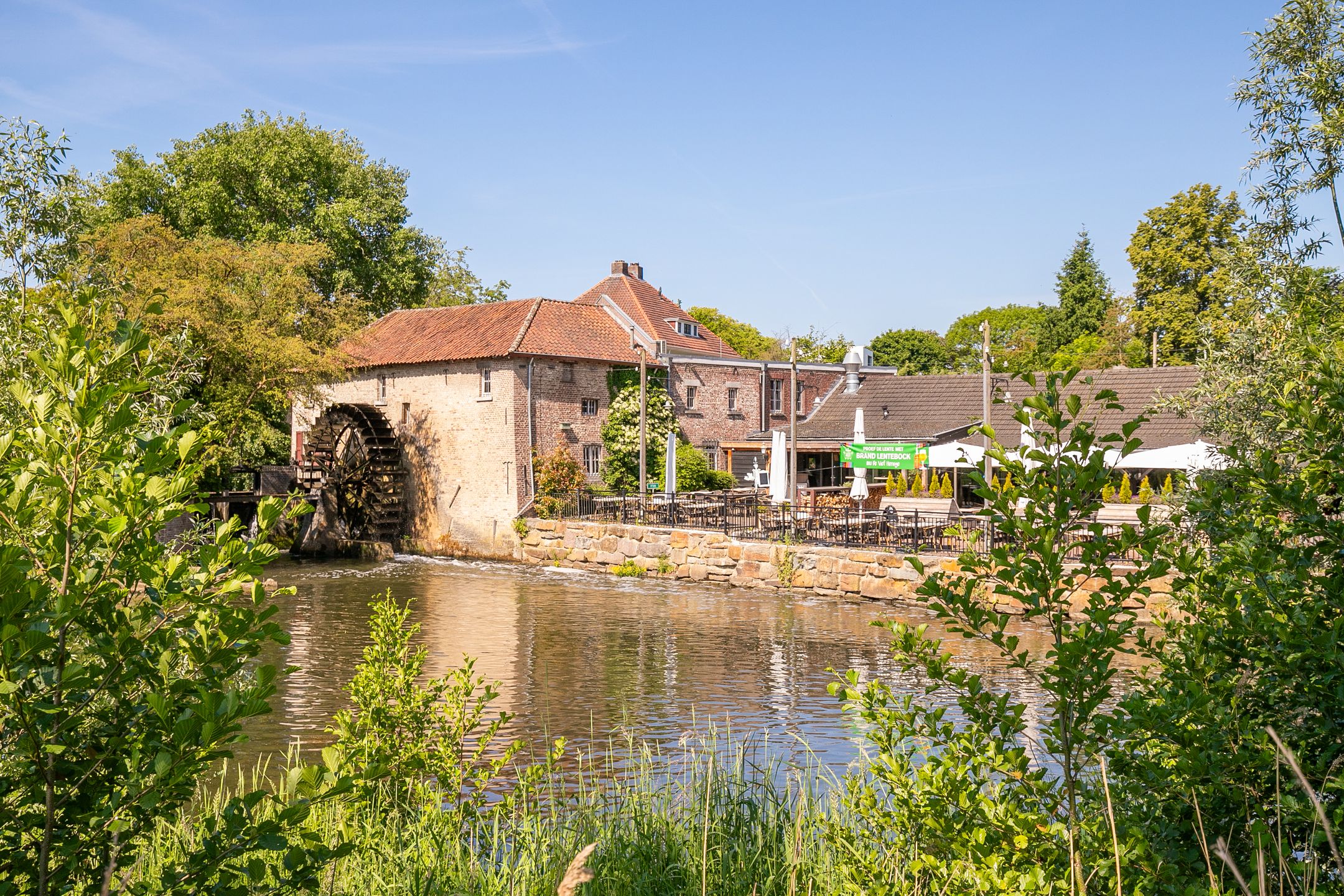 Foto 18 van Vijverweg 114