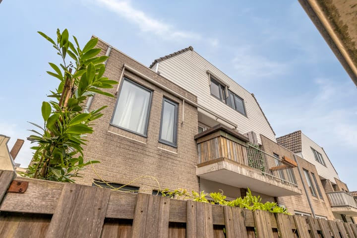 Foto 28 van Sint Odulfstraat 13