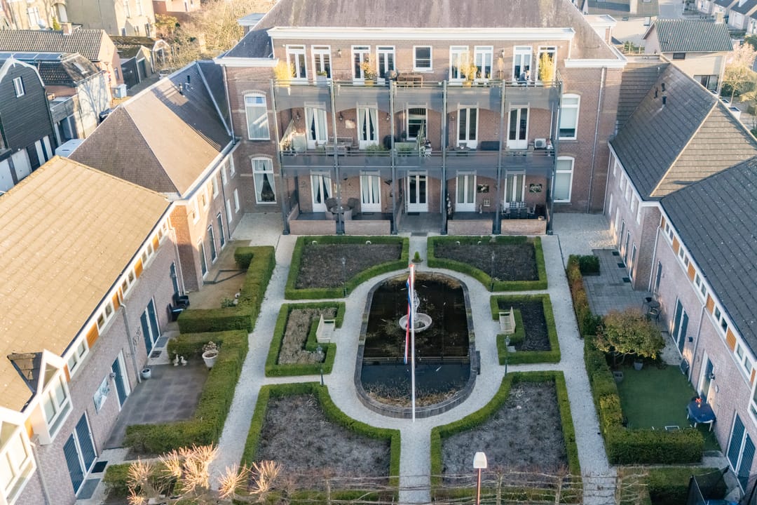 Foto 73 van De Burgemeester 6