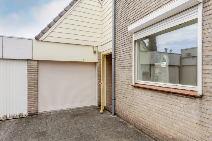 Foto 23 van Margrietstraat 45