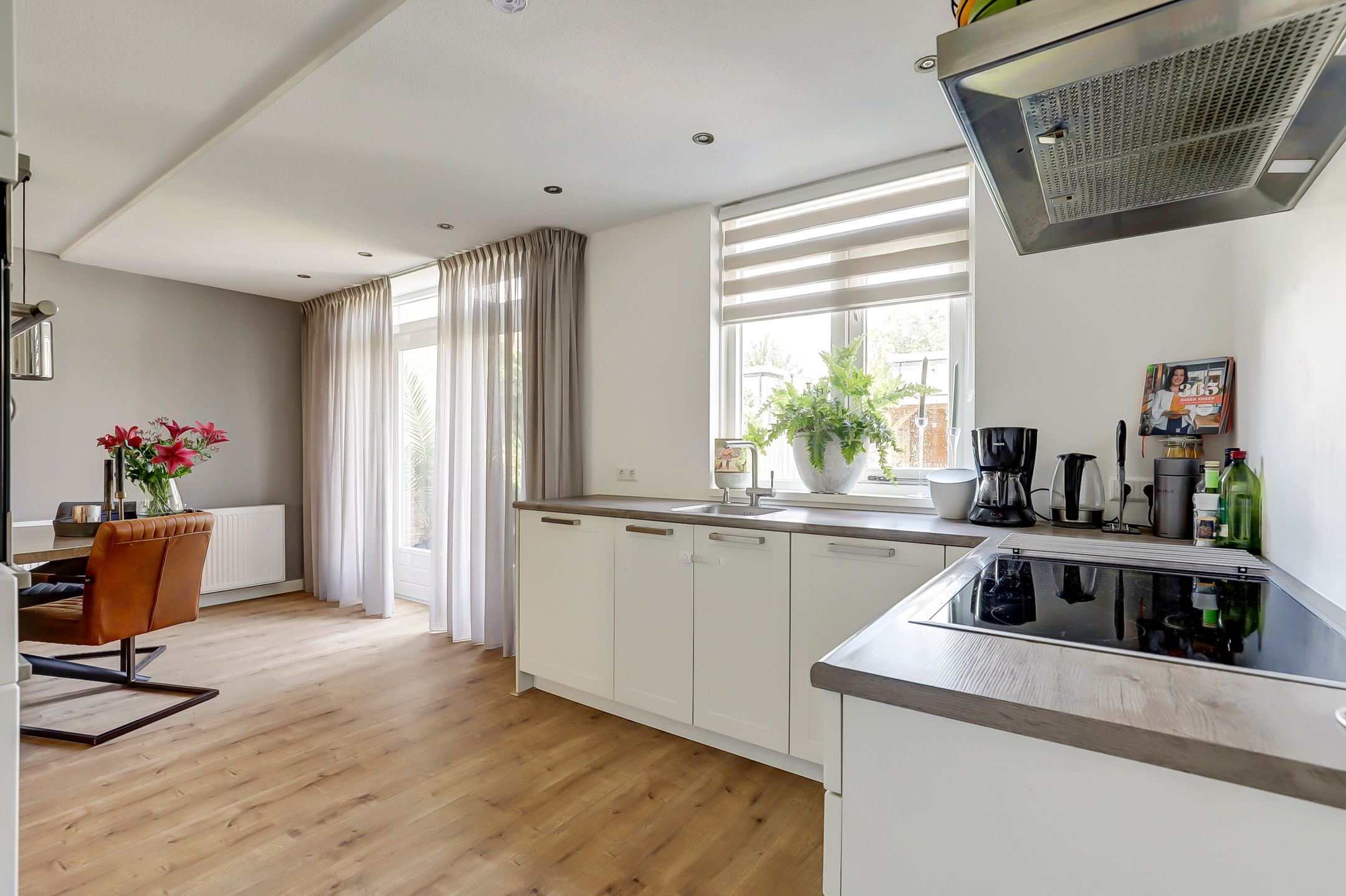 Photo 12 of Mercurius 26