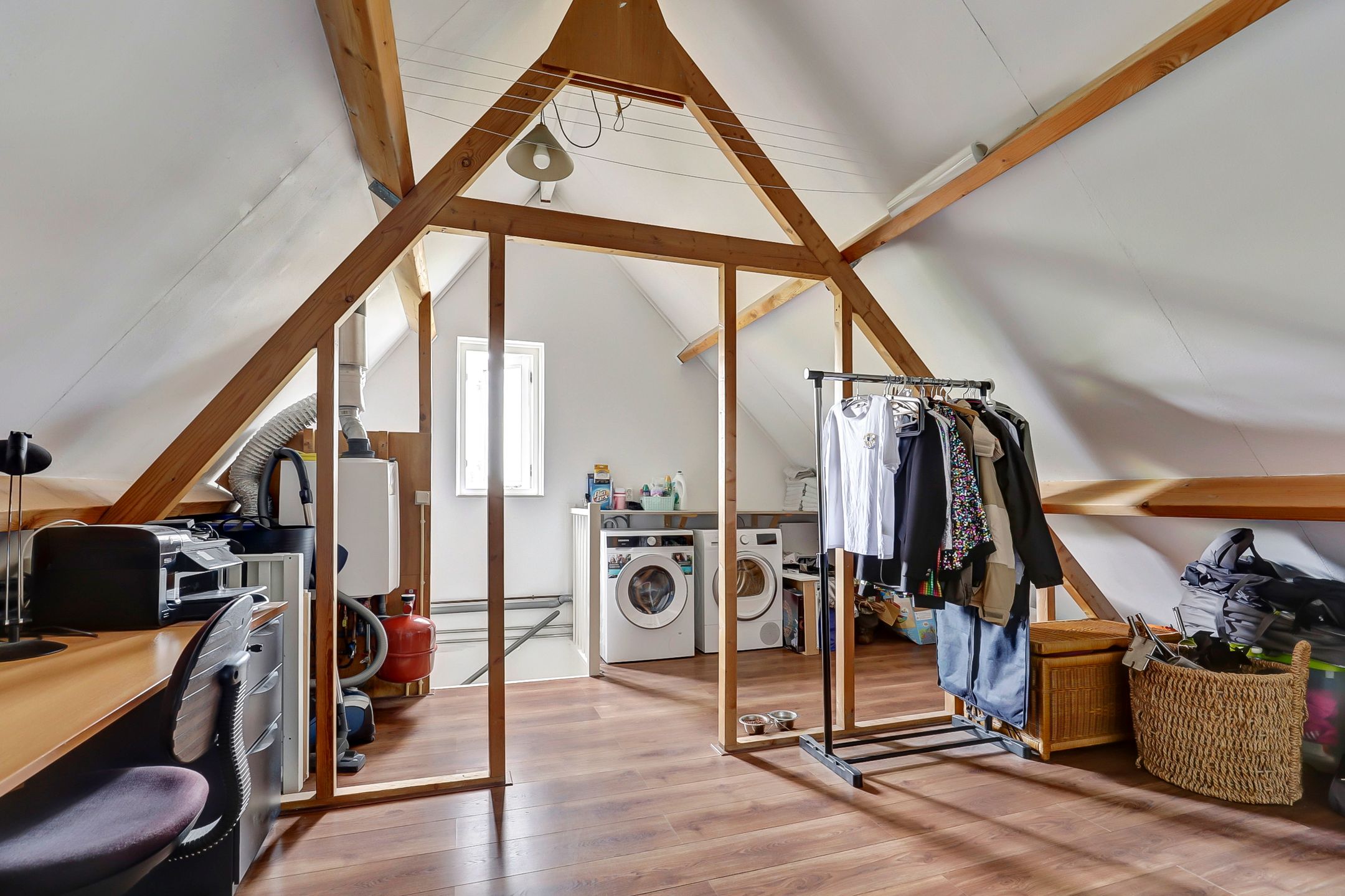 Photo 24 of Mercurius 26