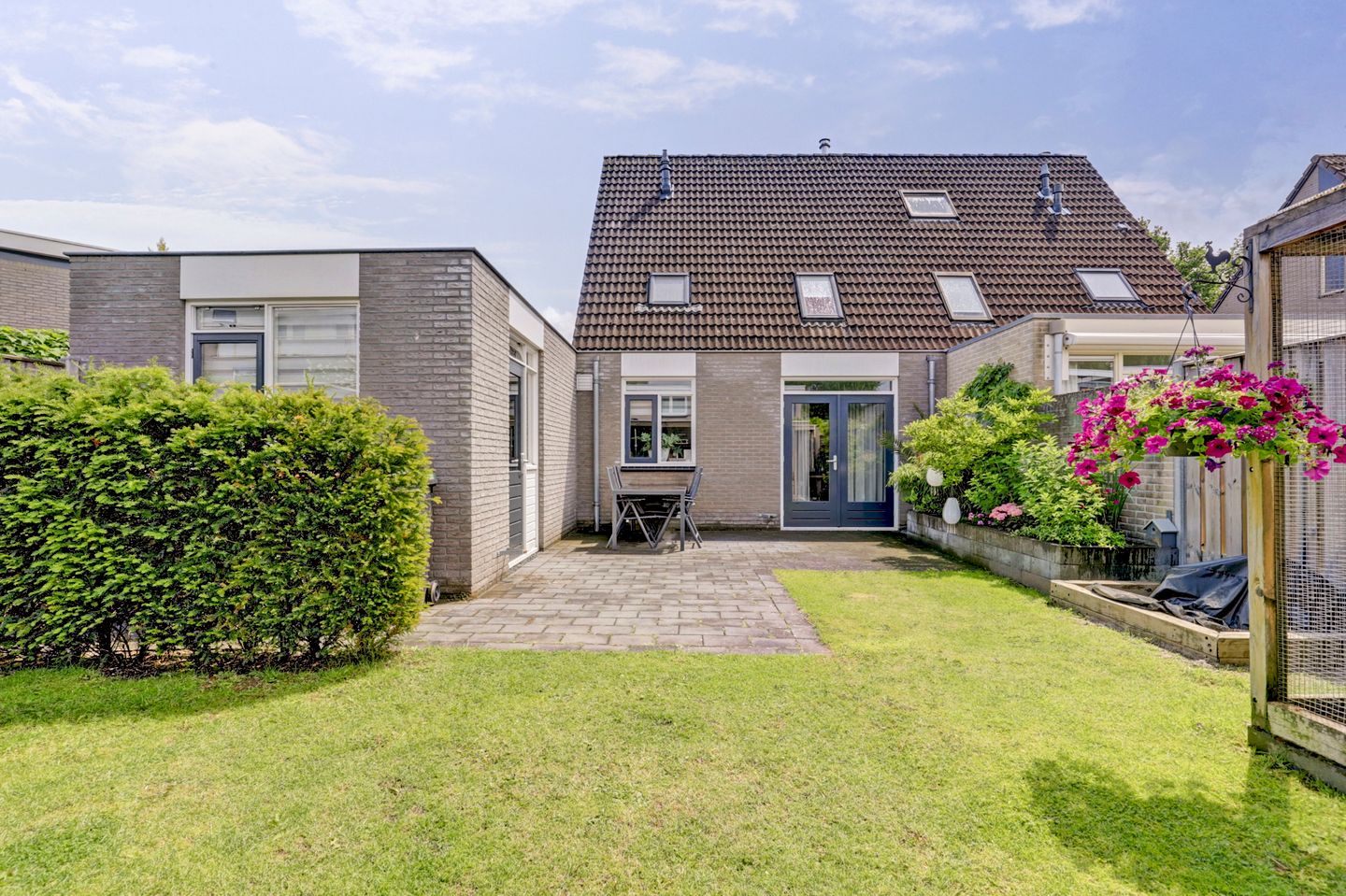 Photo 25 of Mercurius 26