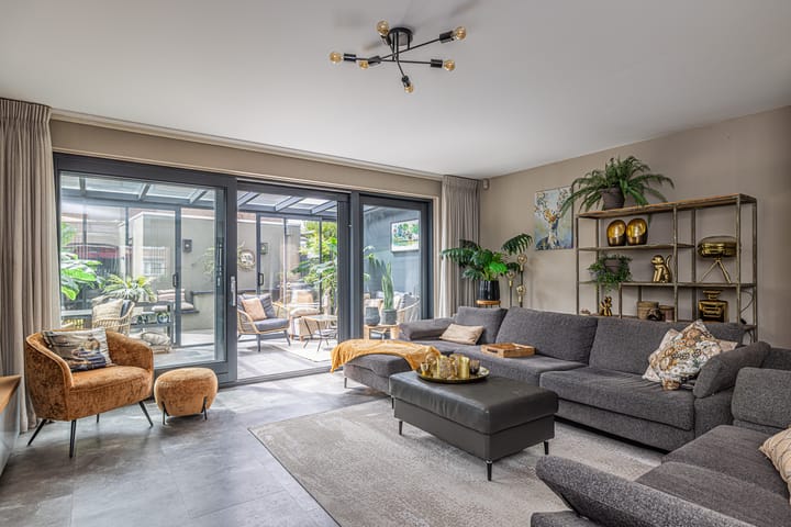 Foto 2 van Clusiushof 136