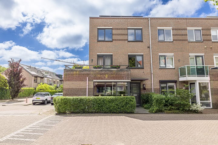 Foto 5 van Clusiushof 136