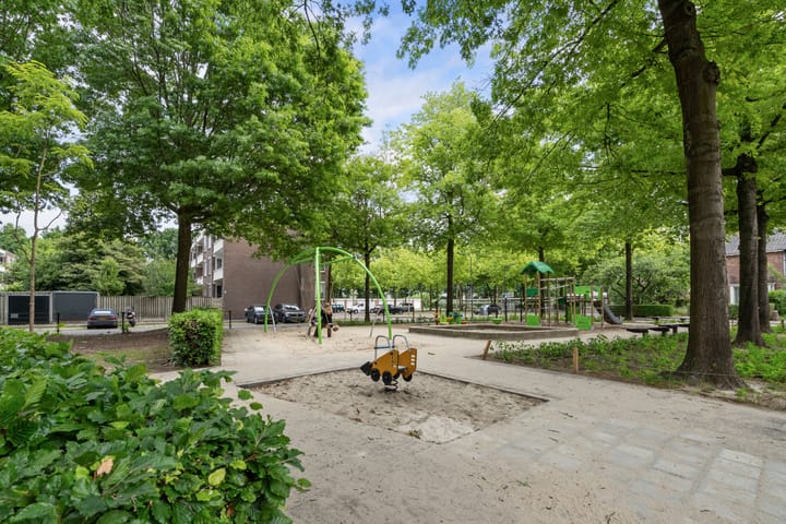 Foto 43 van Achillesstraat 122