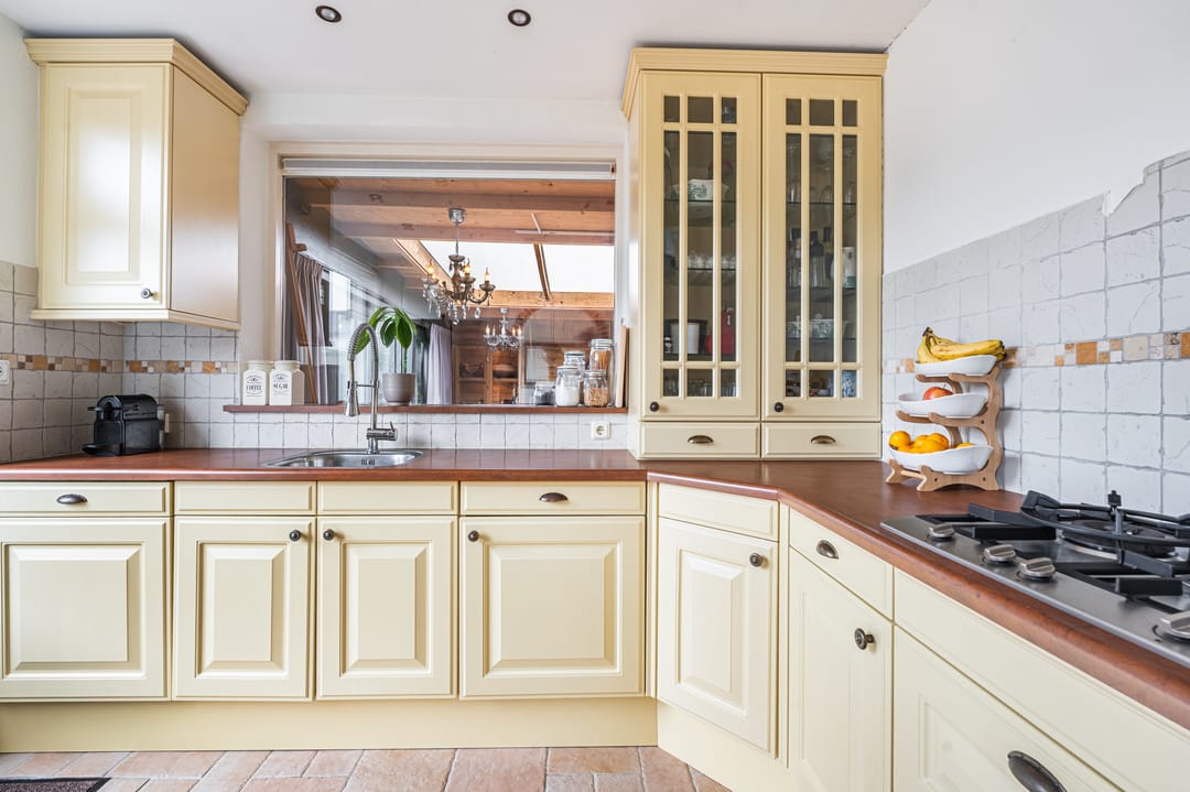 Photo 16 of Schoolstraat 43