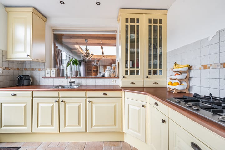 Photo 16 of Schoolstraat 43