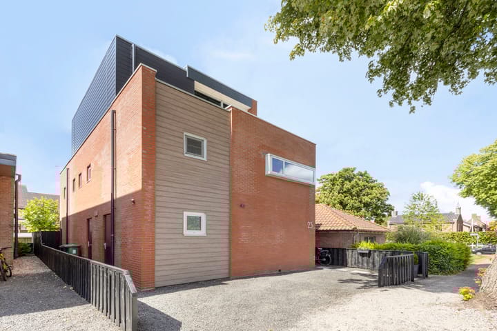 Foto 1 van Julianalaan 23